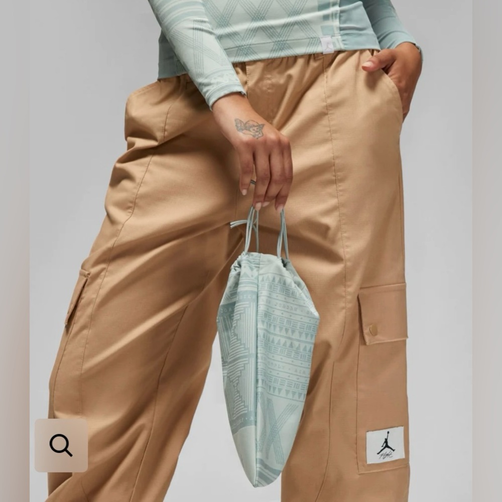Sold NWT pack JORDAN X BEPHIE'S BEAUTY SUPPLY TANK WITH DETACHABLE SLEEVES - Picture 6 of 13